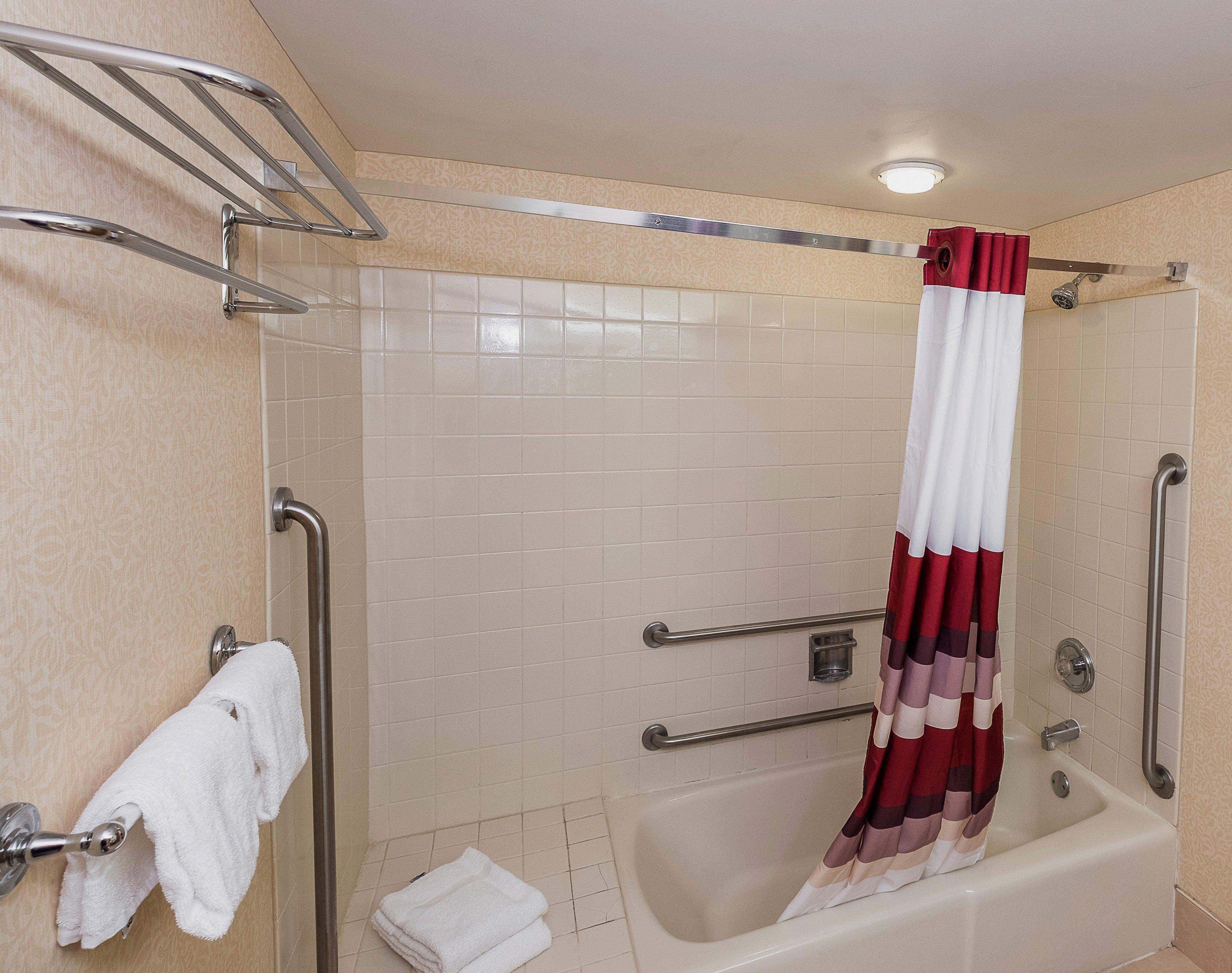 Red Roof Inn & Suites Mt Holly - Mcguire Afb Westampton Exterior foto